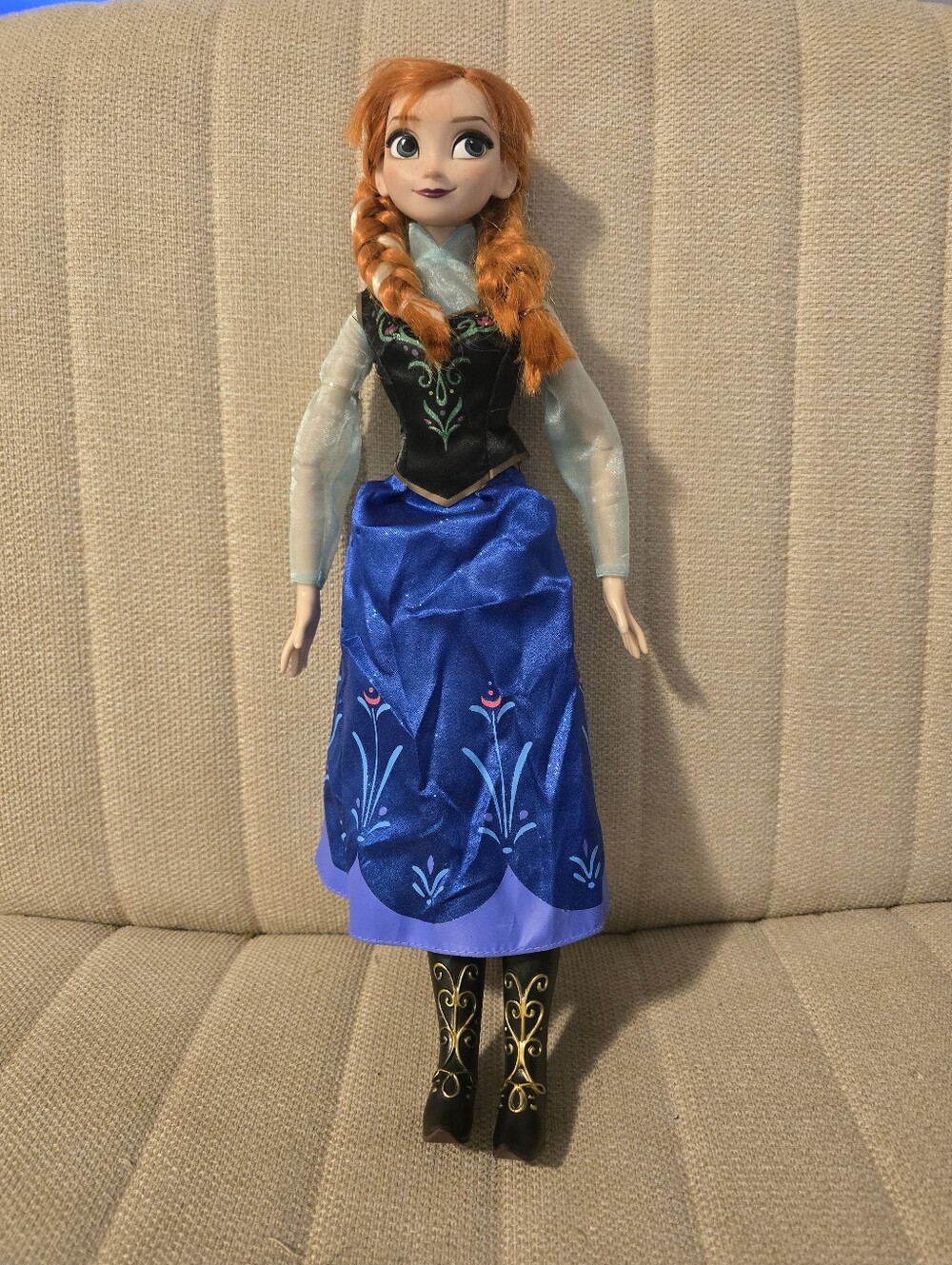 Disney Store Frozen Anna Doll 16" Singing "For the First Time"